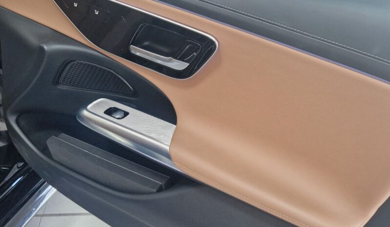 
								MERCEDES CLASE E 220D full									