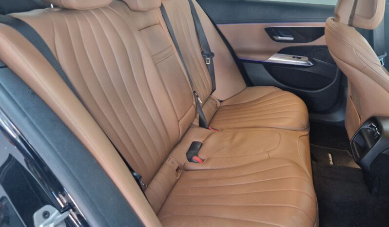 
								MERCEDES CLASE E 220D full									