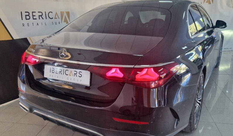 
								MERCEDES CLASE E 220D full									