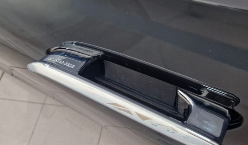 
								MERCEDES CLASE E 220D full									