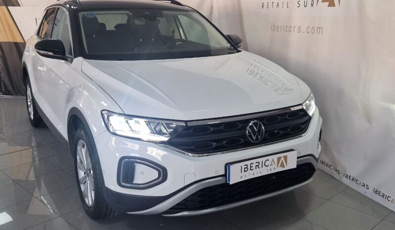 
								VOLSKWAGEN T-ROC Active 116cv full									
