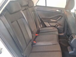 
										VOLSKWAGEN T-ROC Active 116cv full									