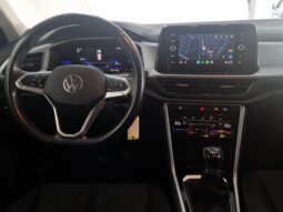 
										VOLSKWAGEN T-ROC Active 116cv full									