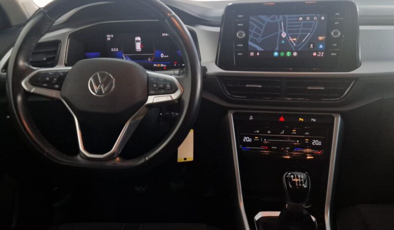 
								VOLSKWAGEN T-ROC Active 116cv full									
