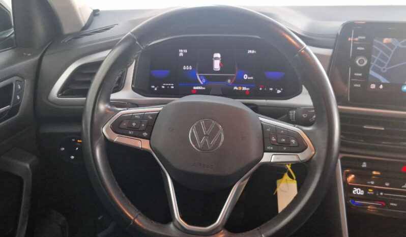 
								VOLSKWAGEN T-ROC Active 116cv full									
