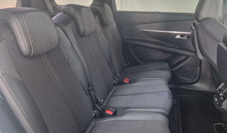 
PEUGEOT 5008 GT LINE 130cv full									
