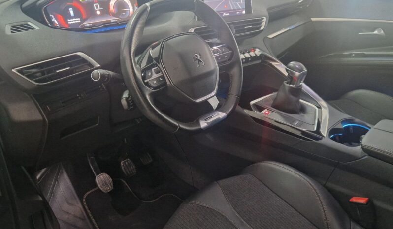 
PEUGEOT 5008 GT LINE 130cv full									