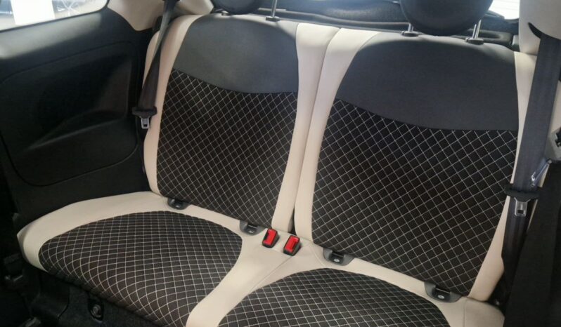 
								FIAT 500 DOLCEVITA 70cv full									