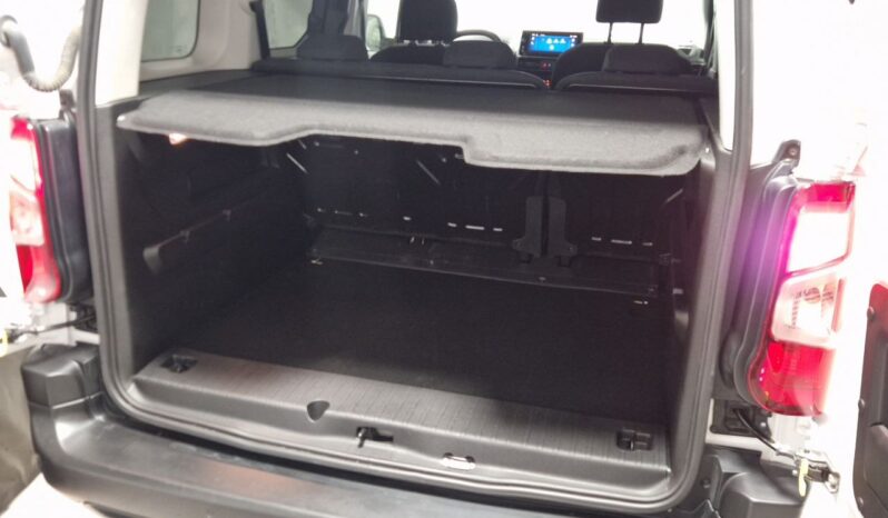 
OPEL COMBO Edition 110cv full									