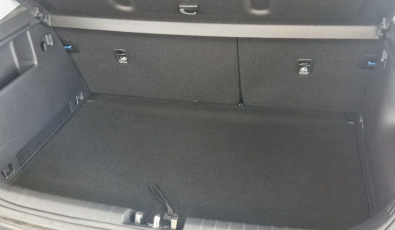 
KIA STONIC 1  1.2 full									