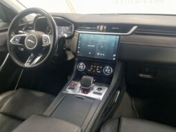 
JAGUAR F PACE 2.0 HYBRID 204cv full									