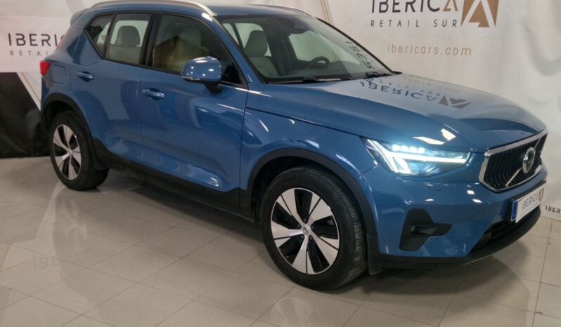 
VOLVO XC40 B3 163cv Hybrid full									