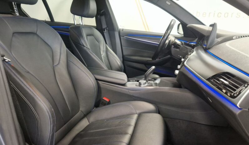 
BMW 5 520 Xdrive 190cv full									