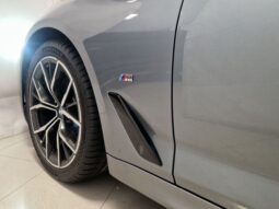 
BMW 5 520 Xdrive 190cv full									