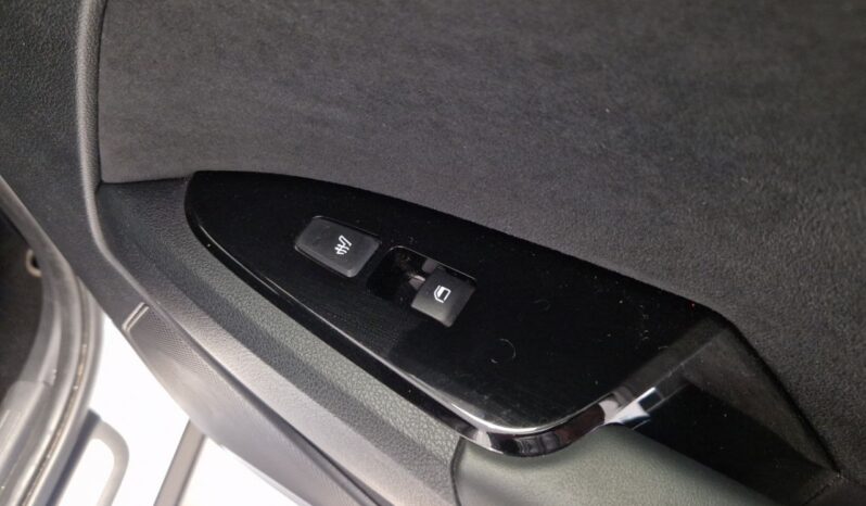 
KIA SPORTAGE GT LINE 230cv Hybrid full									