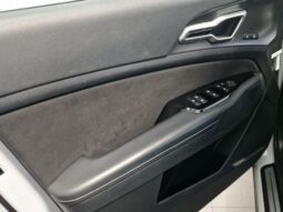 
KIA SPORTAGE GT LINE 230cv Hybrid full									