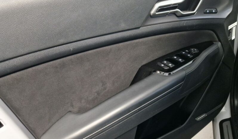 
KIA SPORTAGE GT LINE 230cv Hybrid full									