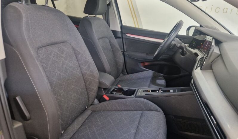 
								VOLKSWAGEN GOLF VIII Active 115cv full									