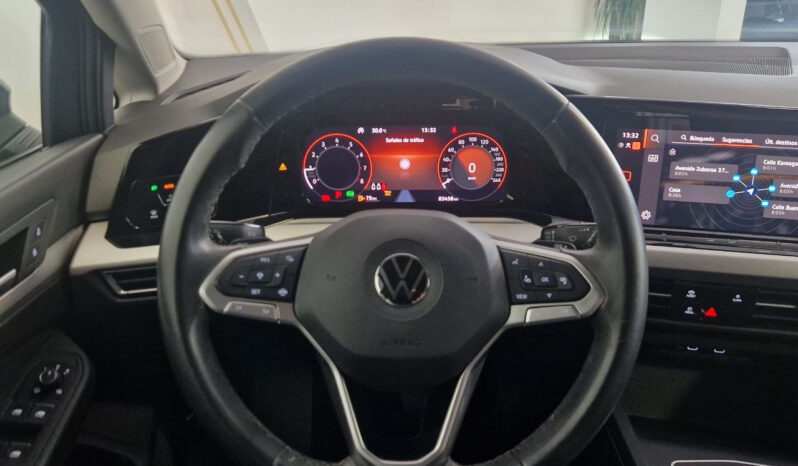 
								VOLKSWAGEN GOLF VIII Active 115cv full									