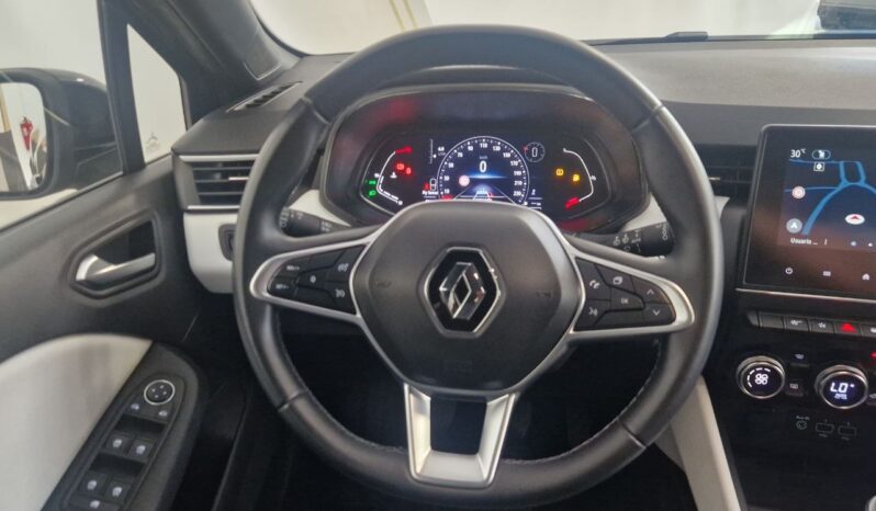 
								RENAULT CLIO 5 Techno 91cv full									