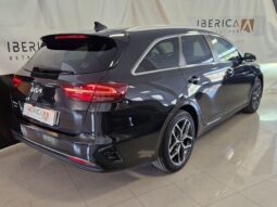 
										KIA CEED TOURER 3 136cv full									