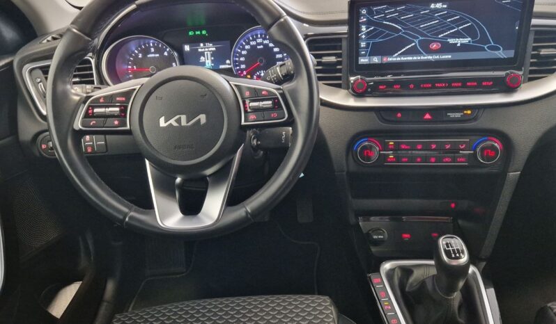 
								KIA CEED TOURER 3 136cv full									